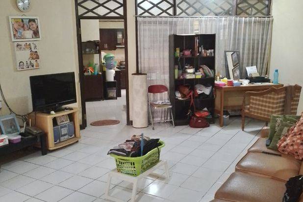 TURUN HARGA! Rumah nyaman di komplek elit antapani kota bandung