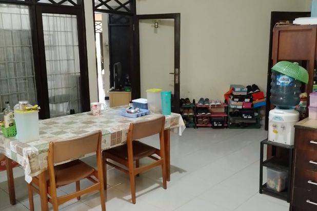 TURUN HARGA! Rumah nyaman di komplek elit antapani kota bandung