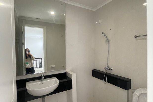 DI SEWAKAN! Rumah mewah 2lt di komplek elit bubat podomoro park