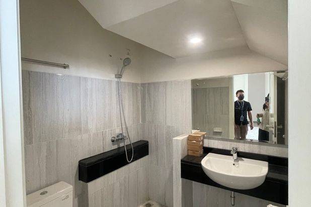 DI SEWAKAN! Rumah mewah 2lt di komplek elit bubat podomoro park