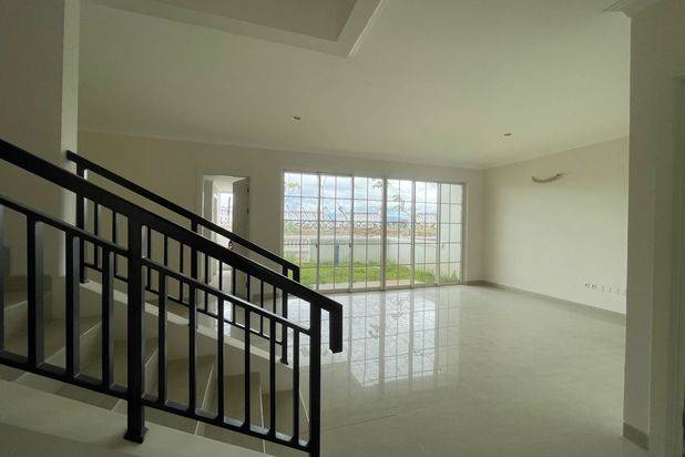 DI SEWAKAN! Rumah mewah 2lt di komplek elit bubat podomoro park