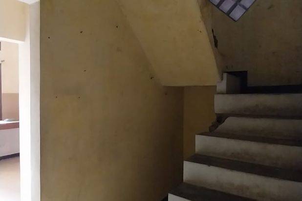 SUPER MURAH! Rumah 2lt di kiara sari buah batu