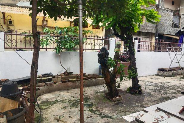 Rumah dijual murah luas ditengah kota kemanggisan pulo jakarta barat