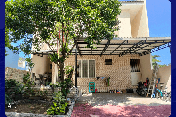 CLASSIC MEWAH Rumah Woodland Citraland Surabaya Barat