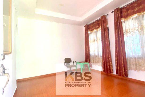 Rumah Dengan Tanah Luas, Jl. Transito, Type 128/485, Tanjungpinang