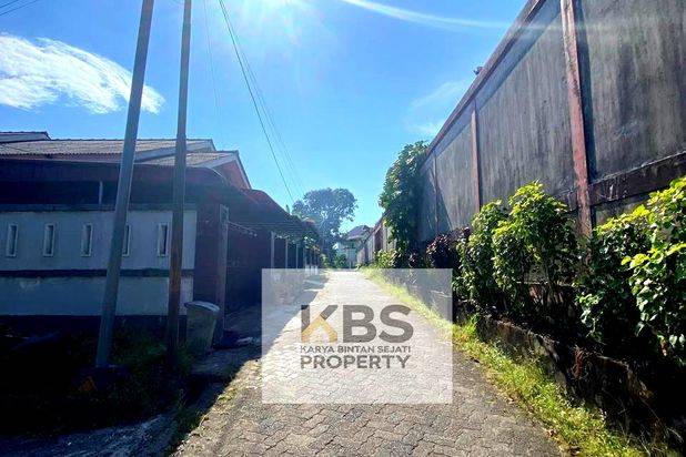 Rumah Dengan Tanah Luas, Jl. Transito, Type 128/485, Tanjungpinang