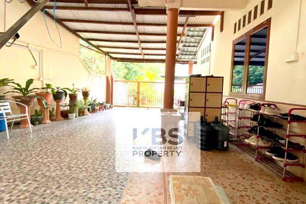 Rumah Hook di Taman Mekar Sari, Tanjungpinang