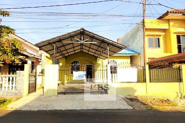 Rumah dengan Halaman Luas, Jl. Siantan, Type 100/220, Tanjungpinang
