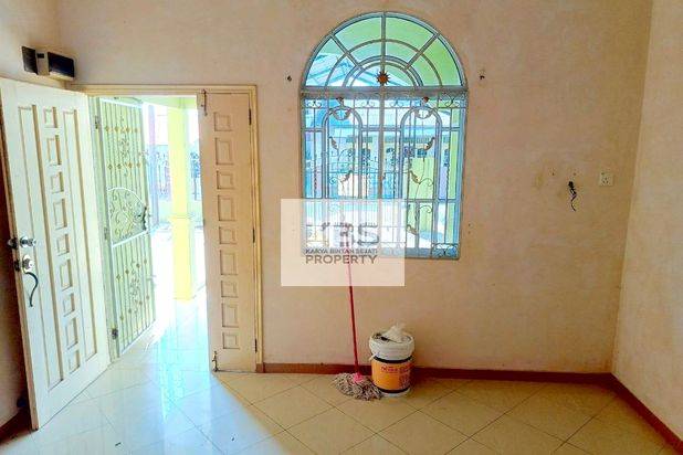 Rumah dengan Halaman Luas, Jl. Siantan, Type 100/220, Tanjungpinang