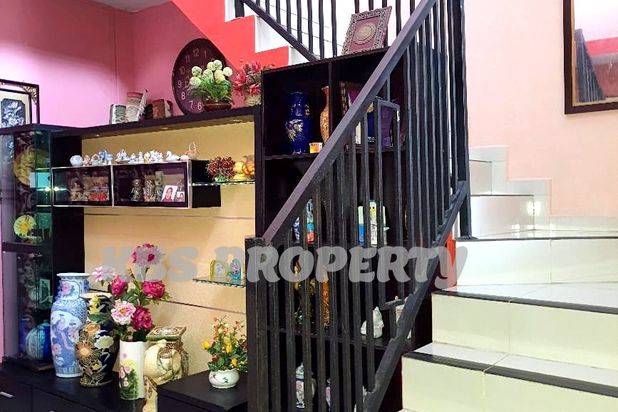 Rumah Cantik Jl. Senayang, Sei Jang, 2 Lantai, Tanjungpinang