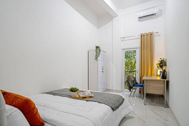 Kost Coliving Dengan Balkon Rukita Urban Intermoda 2 BSD