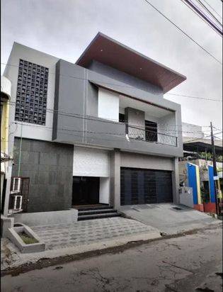Home Office 2 Lantai di Pusat Kota Surabaya Cocok untuk Segala Usaha 