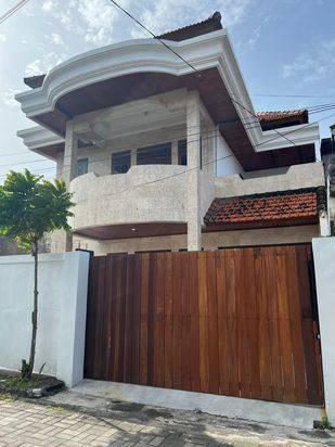 Rumah mewah padang griya