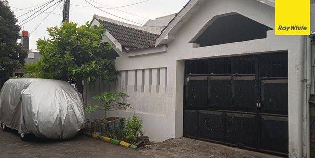 Dijual Rumah SHM di Wisma Lidah Kulon Surabaya