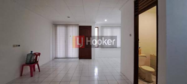RUMAH DI PELEPAH ELOK AREA KELAPA GADING