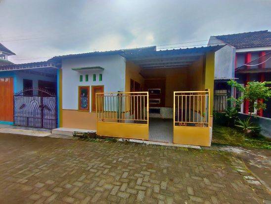 Rumah Murah kediri 72 m2 Full Bangunan Dekat Kampus IAIN Kediri