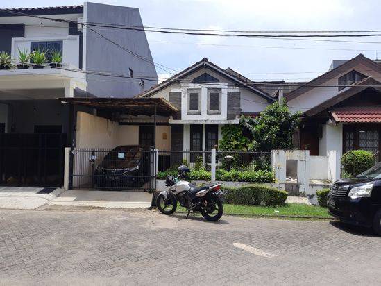 Rumah Murah jalan puyuh barat bintaro jaya sektor V pondok aren Tangerang Selatan