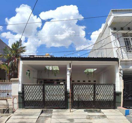 Rumah Nyaman Dekat Stasiun Jakarta
