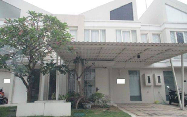 Rumah 2 Lantai Di Grand Pakuwon Surabaya Barat
