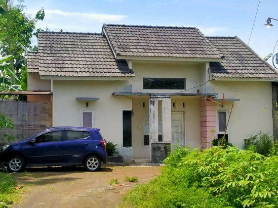 Rumah tinggal luas bagus siap huni di Kedungkandang Malang