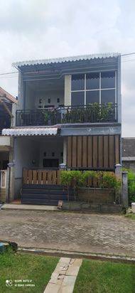 RUMAH SECOND ANGGREK BAMBAN 