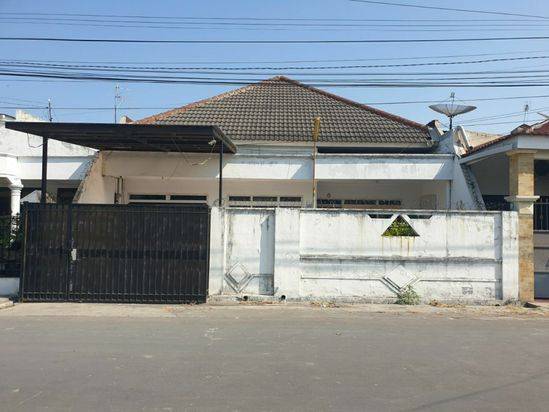 Rumah Babatan Pantai Strategis Favorite 