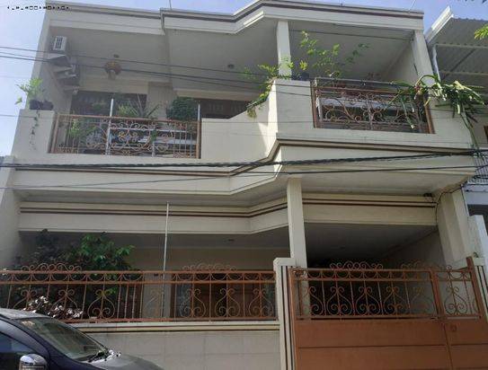 Rumah Sutorejo Tengah Full Bangunan