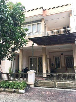 Rumah Royal Park Kutisari