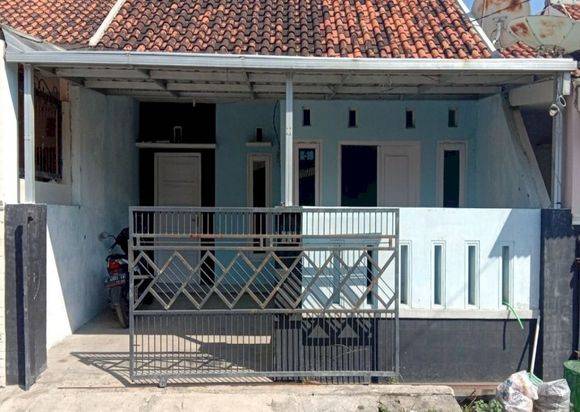 Dijual BU Rumah berlokasi di Komplek Sentani Regency Cirebon