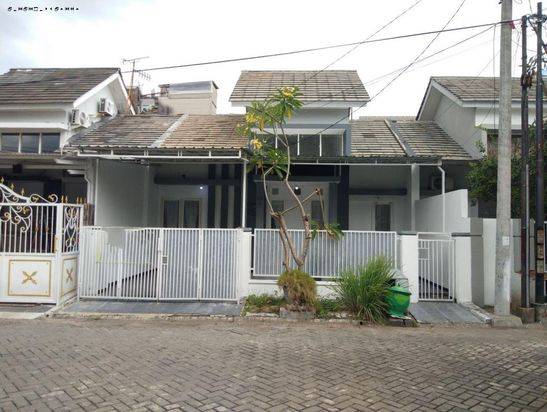 Rumah Grand Semanggi Mangrove, Rungkut 