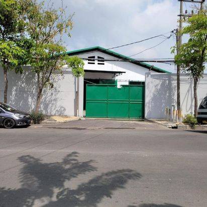 Gudang Raya Tanjungsari nol jalan raya PLN 10.600 W