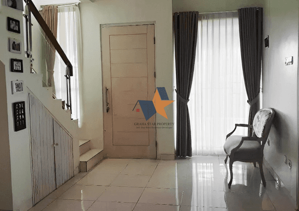 Dijual Rumah dengan Lingkungan Asri di Graha Raya