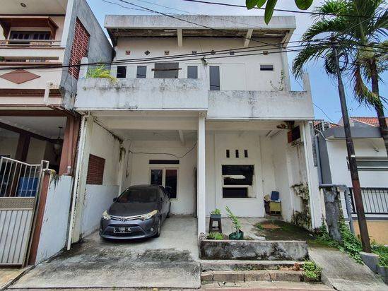 Rumah Griya Asri Pakuwon City STRATEGIS MURAH HITUNG TANAH