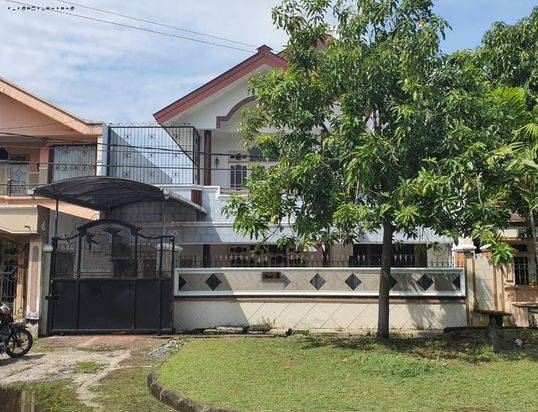 Rumah Nirwana Eksekutif blok BB STRATEGIS, Row 3 mobil, SIAP HUNI