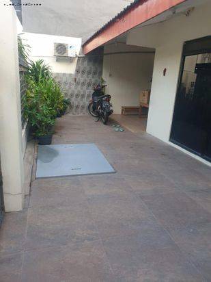 Rumah Sutorejo Selatan, STRATEGIS 