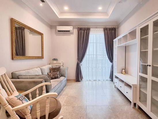 Belezza Permata Hijau Apartment, 121 Sqm, 2 Br, Fully Renovated (SA)