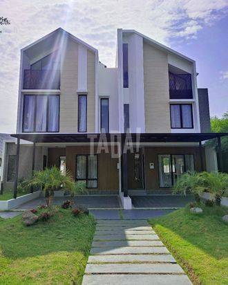 Rumah dalam Cluster Jakarta Garden City, Jakarta Timur