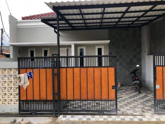 Rumah Baru 1 LT Siap Huni Lokasi Strategis di Cilangkap Cipayung Jakarta Timur