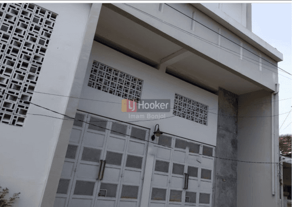 Rumah Kos Luas 300m2, Lantai 3 di Tanah Mas