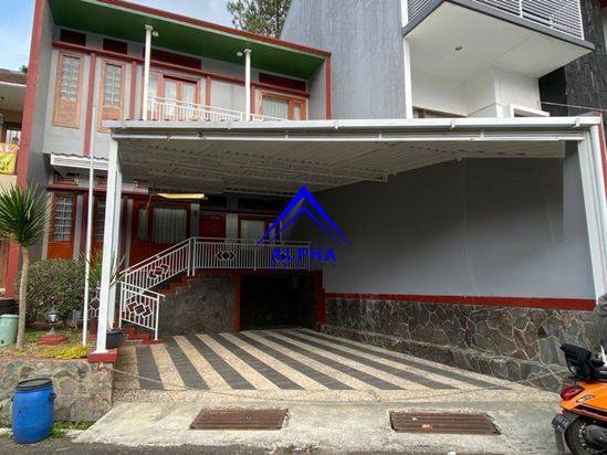 Dijual Rumah 2 Lantai Bagus Di Dago Bandung