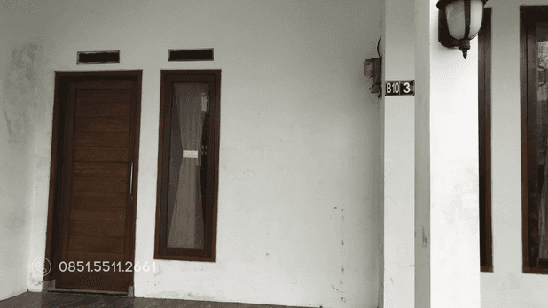 Tampak Depan (Pintu Samping)