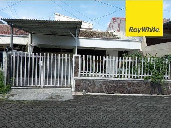 Dijual Rumah SHM di Manyar Jaya Surabaya