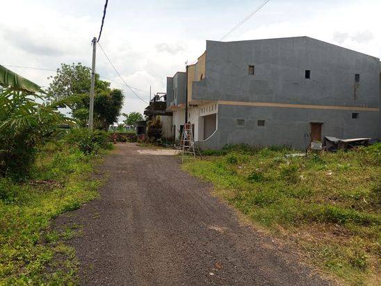 Tanah Dijual SHM 196m2 Dekat Bandara Abd Saleh Exit Tol Pakis