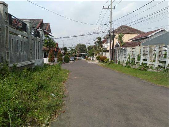 Tanah dijual lt 300 dieng kawasan kampus unmer kota malang