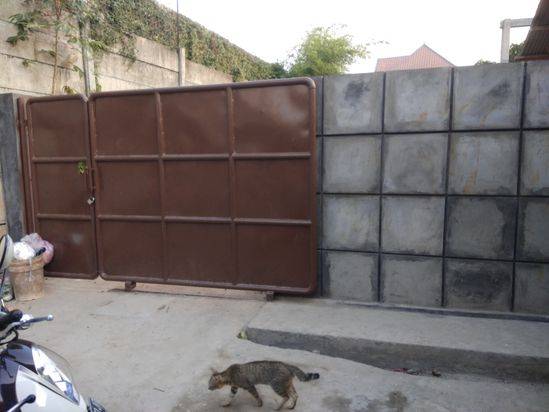 DijuaL Tanah Strategis di samping Perumahan Batavia Gading Serpong 