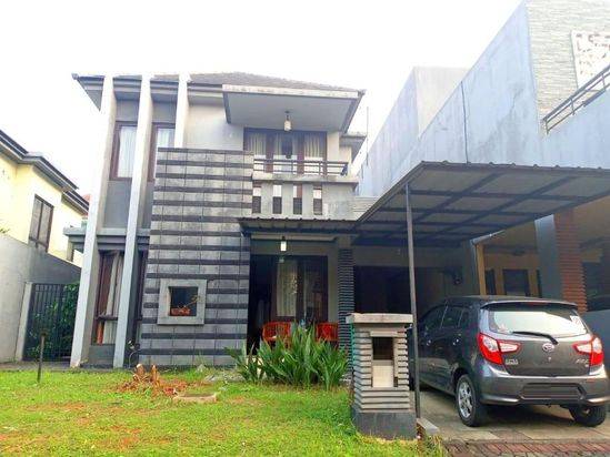 Rumah megah Kota Wisata Cibubur (k0633)