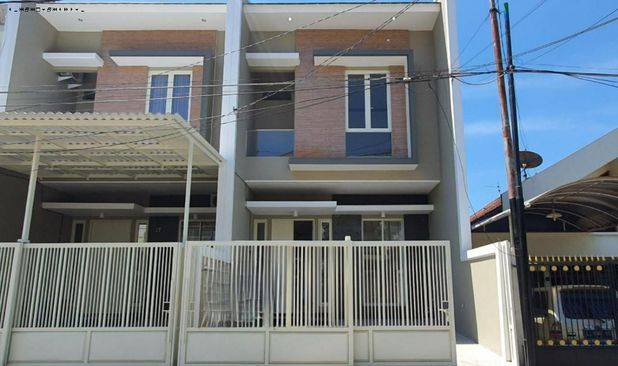 Rumah Manyar Kertoadi, New, Minimalis, Strategis