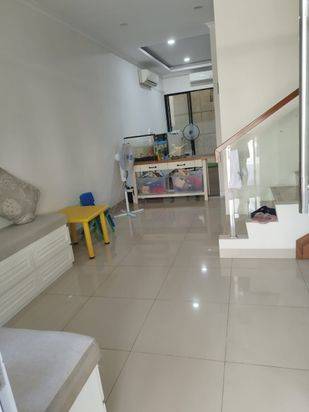 DIJUAL CEPAT !! Rumah Bagus Siap Huni di Cluster La sein Harapan Indah Bisa Nego