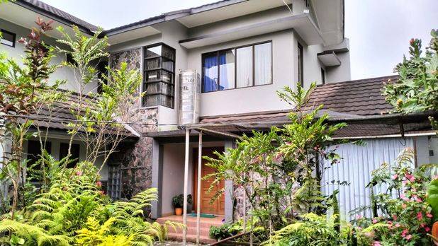 Rumah semi villa di lembang 