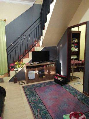 Dijual Rumah Hook 2 Lantai Kokoh dan Bagus Batu Malang